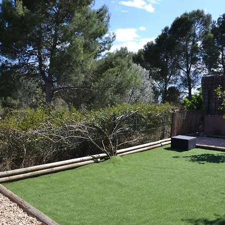 Casa Acogedora Con Jardin Y Piscina En Zona Tranquila Cerca De La Playa En - Es-323-16
