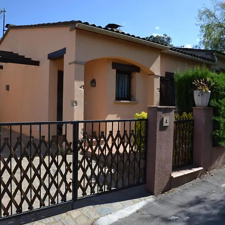 Casa Acogedora Con Jardin Y Piscina En Zona Tranquila Cerca De La Playa En - Es-323-16 Holiday home